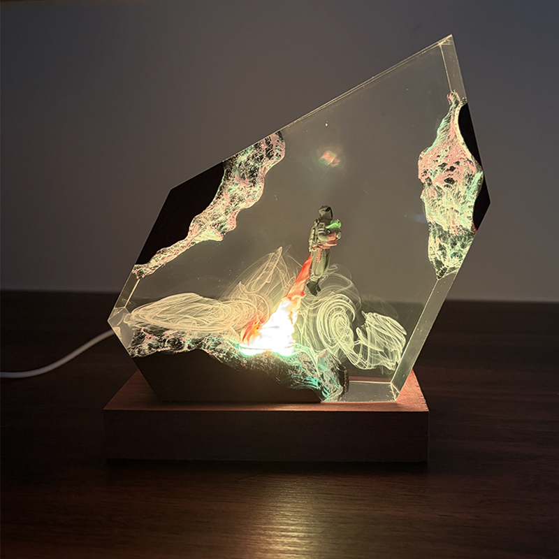 Resin Art Resin - Lampu Meja Resin Figur Anime Sci-fi,